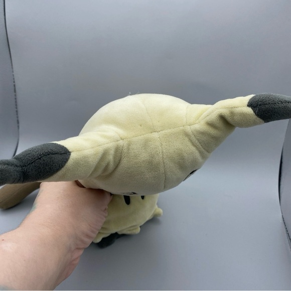 Pokemon Mimikyu 10” plush Mimic WCT Wicked Cool Toys Collectable - Picture 4 of 9